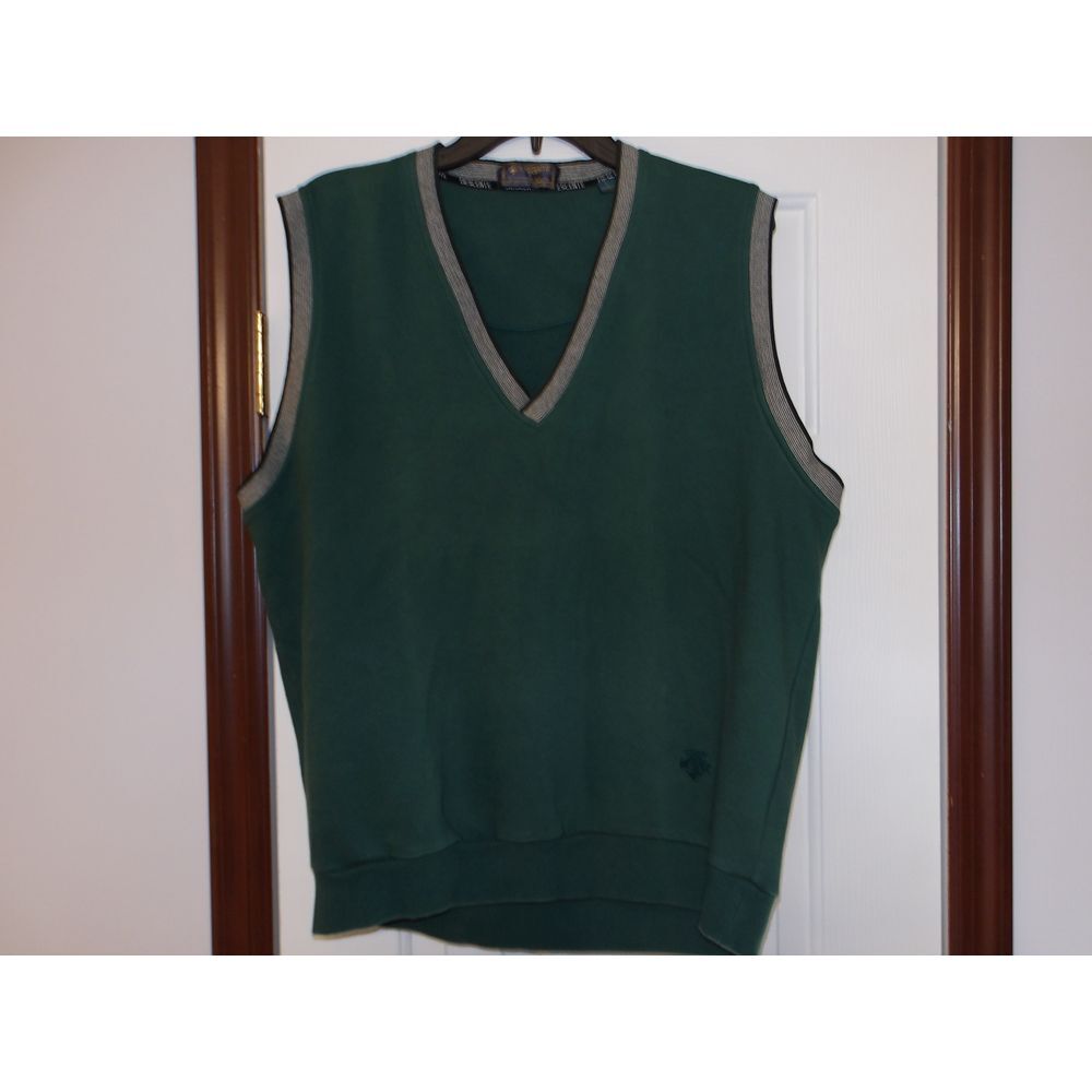 Descente Green‎ Athletic V-Neck Sweater Vest with Gray Trim Golf Sport Style